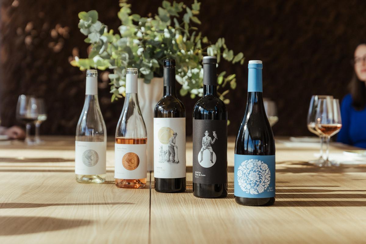 Novos tiene tres vinos de autor que llaman la atención por su personalidad y altas prestaciones: Jaraiz, Labor de Sol y Tinto de Luna.