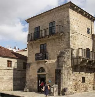 Reclaman un acuerdo para reabrir la muestra de Sargadelos
