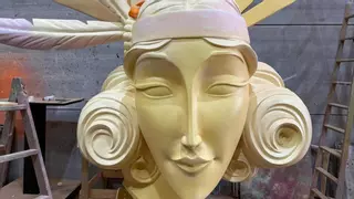 Hoguera Baver-Els Antigons: teatro efímero para una sociedad de selfie