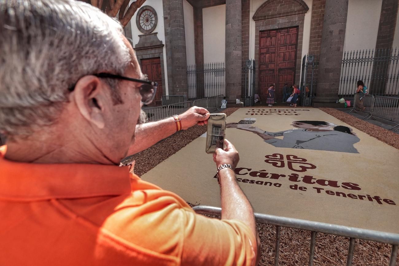 Alfombras del Corpus Christi en La Laguna