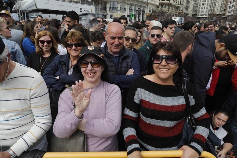 Búscate en la mascletà del 5 de marzo