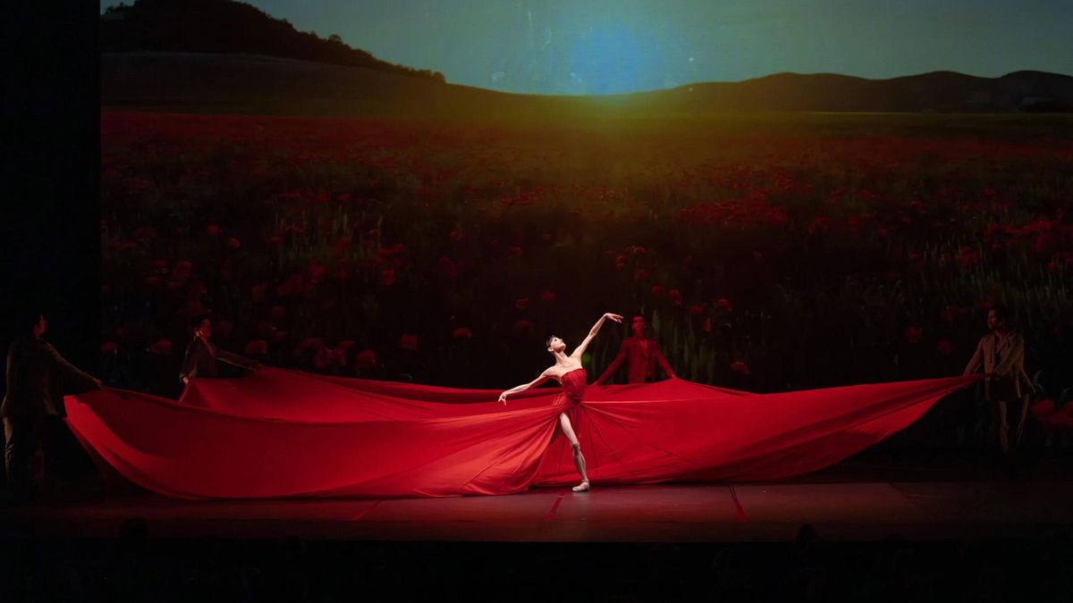 'Lost Letters', el ballet con acompañamiento audiovisual de Lucía Lacarra.