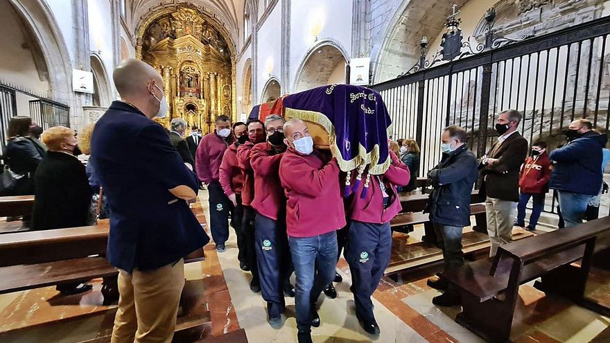 Emotiva despedida a Carlos Rodríguez Colunga