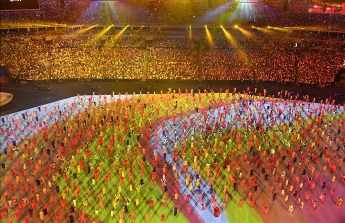 dcaminal34944465 dancers perform during the opening ceremony of the rio 2016 160806082321