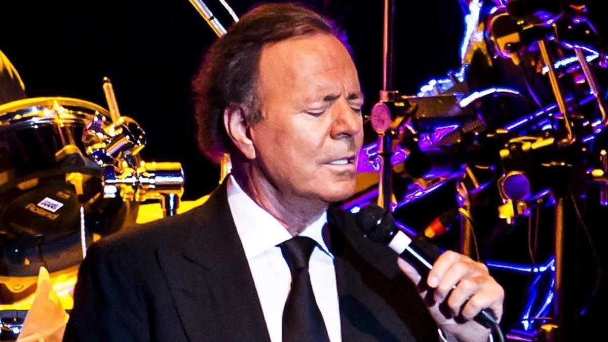 'Pongamos que hablo de...' se llena de glamur con Julio Iglesias