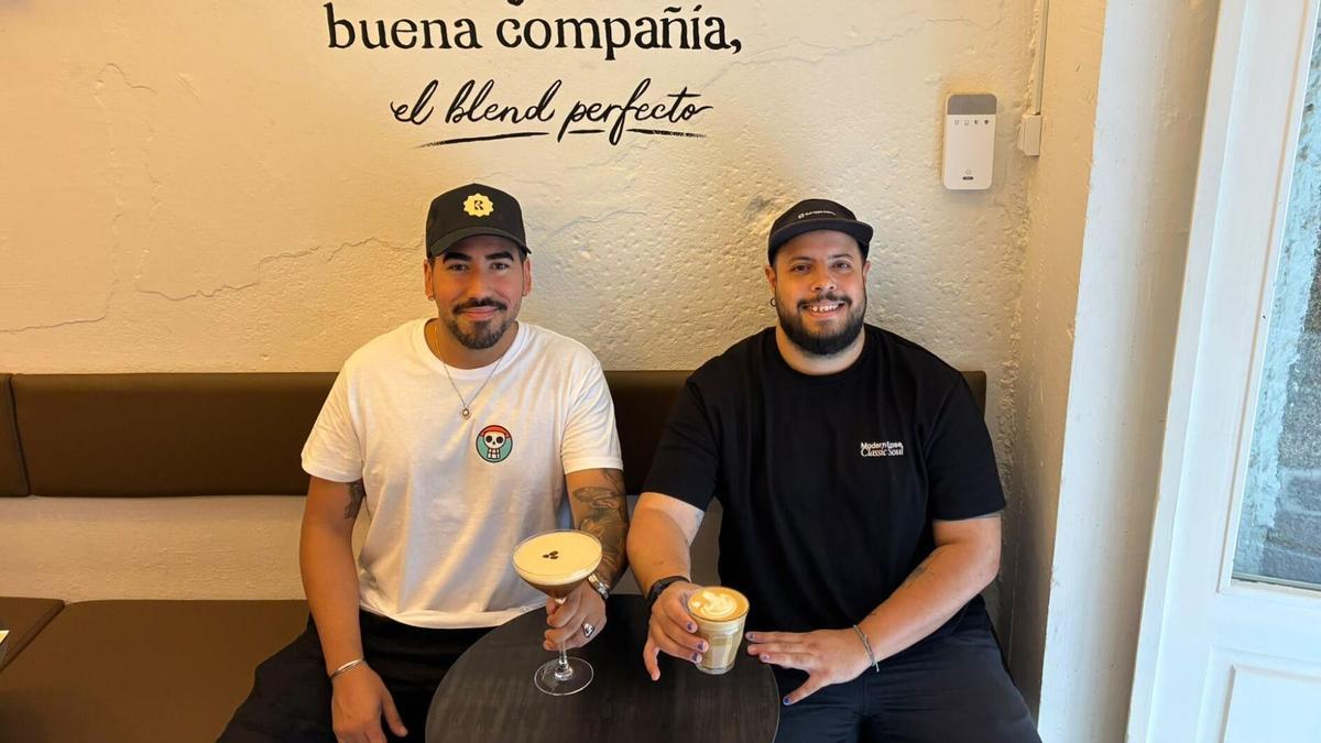 El Orzán de A Coruña estrena un local donde el café se sirve en copa: "Cuando pruebas este, ya no vuelves a otros"