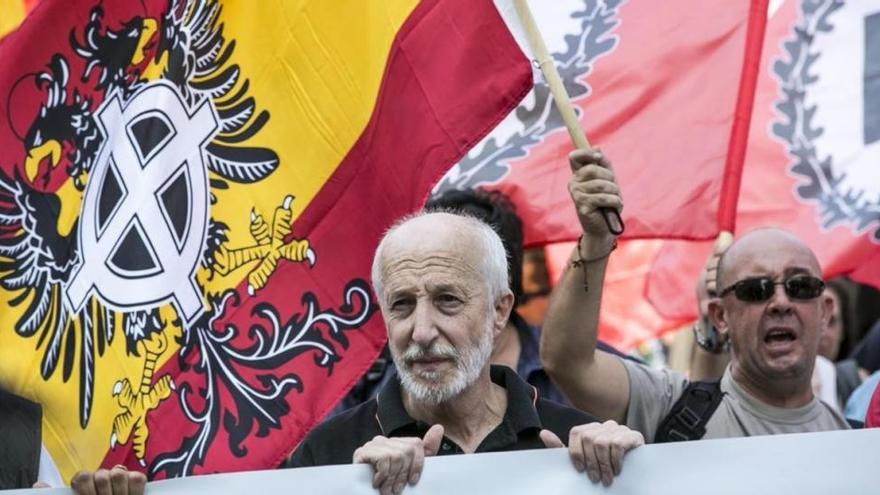 El fiscal pide 3 años de cárcel para dos dirigentes ultras por incitar a la violencia contra los independentistas