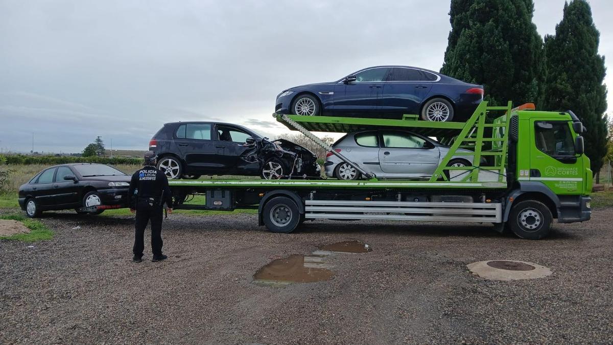 Algunos de los vehículos retirados en Almussafes durante 2025.