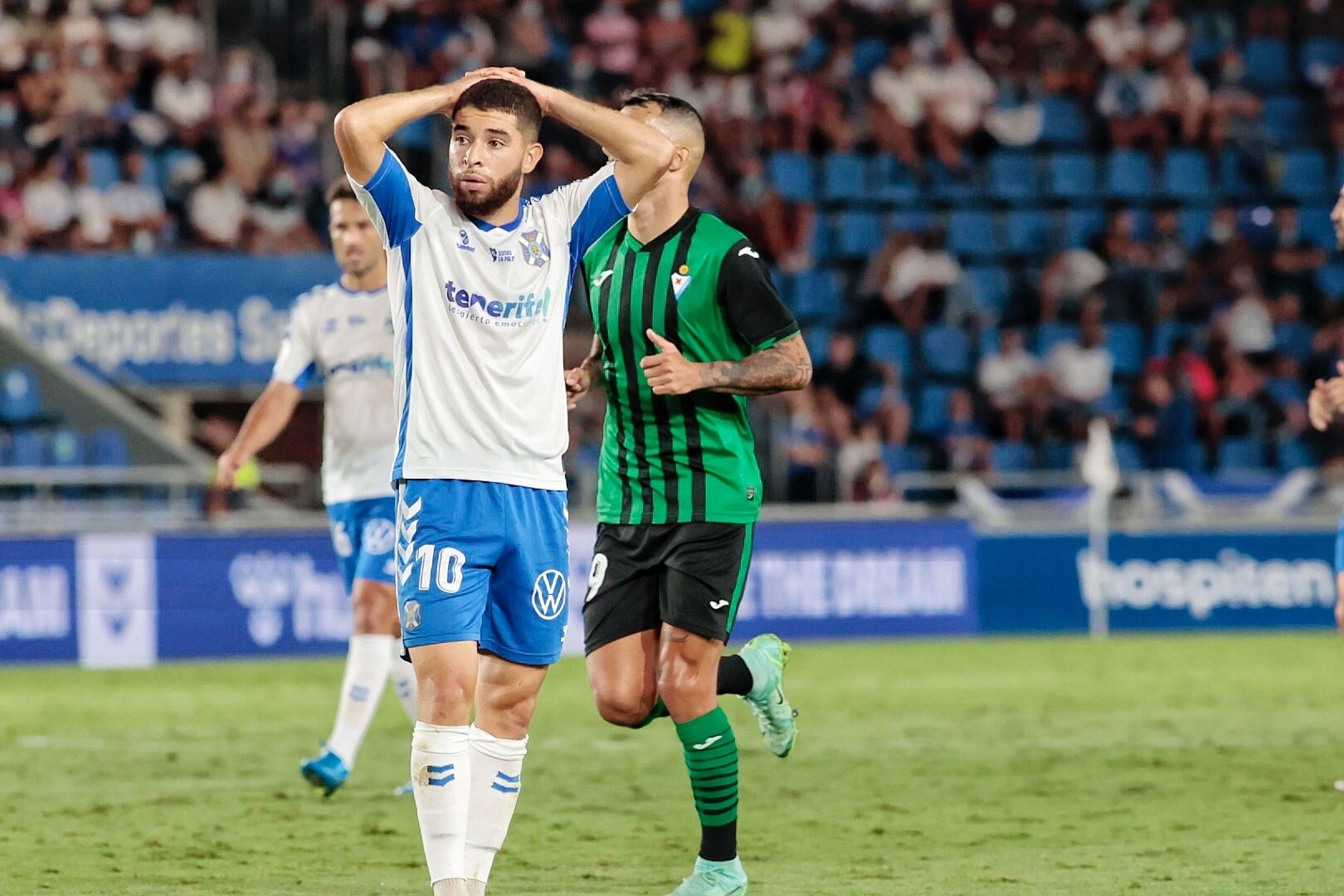 Encuentro entre el CD Tenerife y la SD Eibar