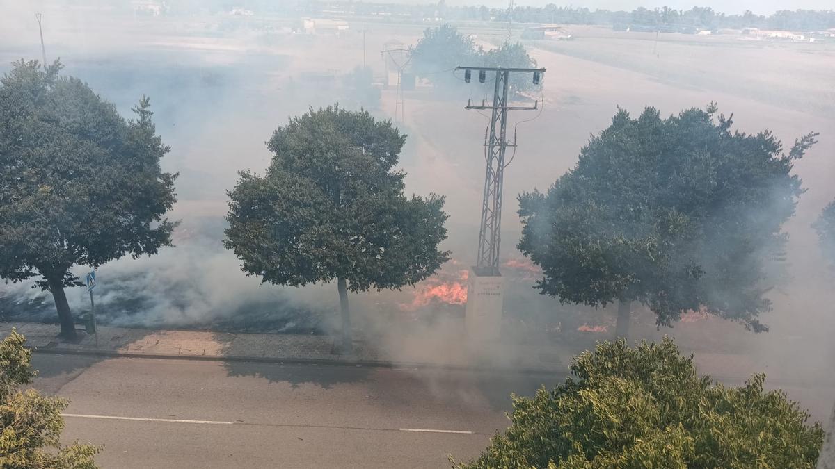 Incendio en Ronda Norte, Badajoz.