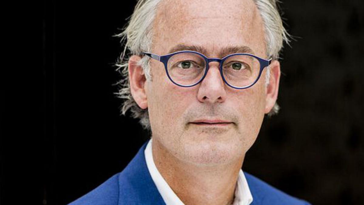 Amor Towles