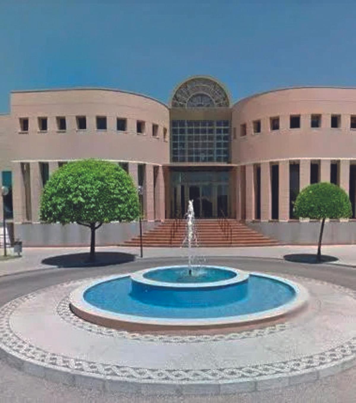 ‘De necrópolis a cementerios: evolución topográfica de los espacios funerarios de Córdoba’