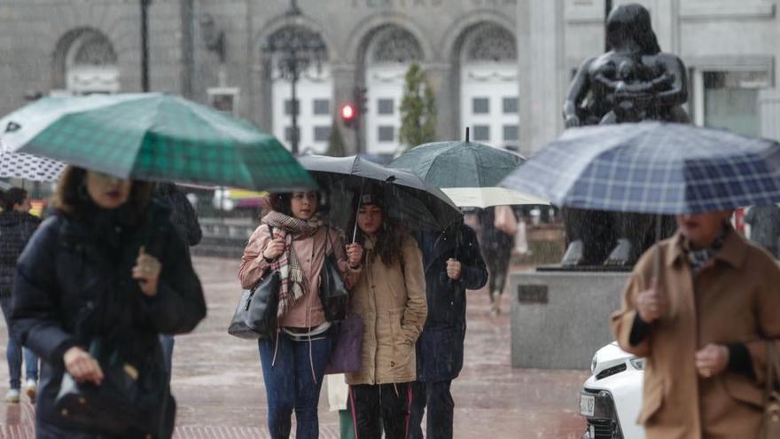 Lluvias fuertes, cota de nieve a mil metros y frío, hoy, en toda Asturias