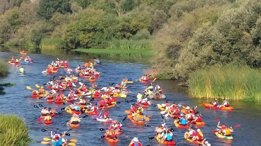 250 palistas toman parte en el descenso del Alagón