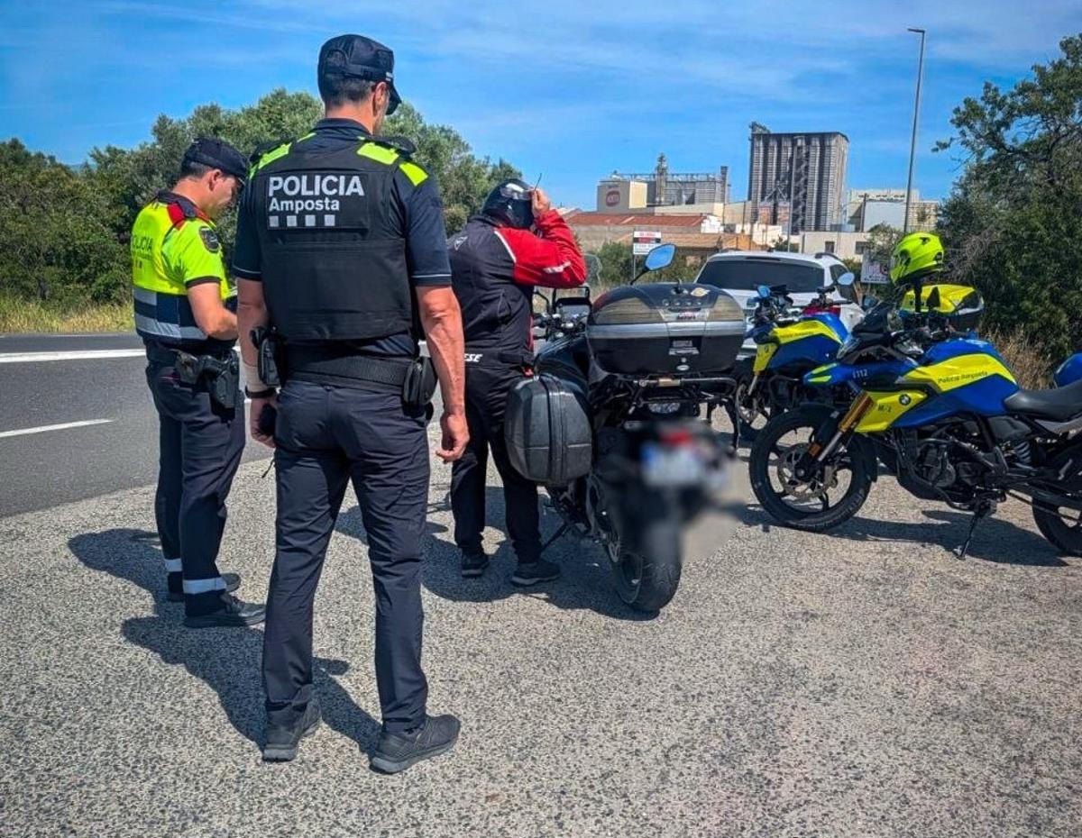 Control policial de motoristas en una de las carreteras catalanas este fin de semana