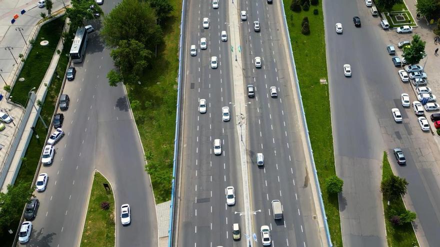 Los coches con etiqueta B y C dejarán de circular, pero ¿sabes a partir de cuándo?