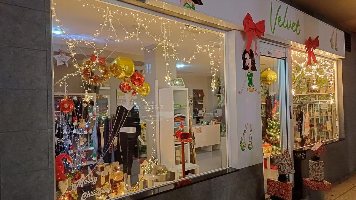 El escaparate ganador, de la tienda Velvet de Lugo de Llanera