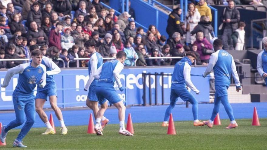 Entrenamiento del Deportivo el día 6 en Riazor. |  Casteleiro