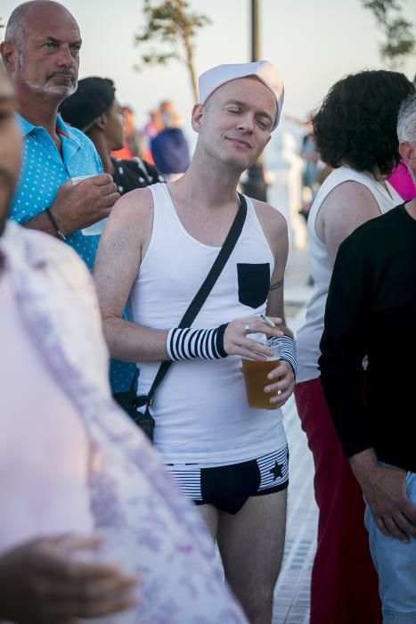 Celebrando el amor libre en Benidorm