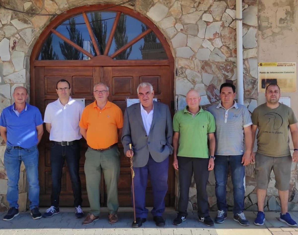 Integrantes de la Corporación Municipal de Riofrío de Aliste. | Ch. S.