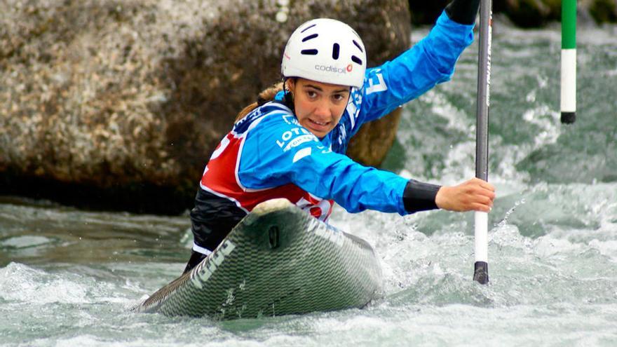 Ainhoa Lameiro, durante una de las regatas del selectivo en Pau. // RFEP