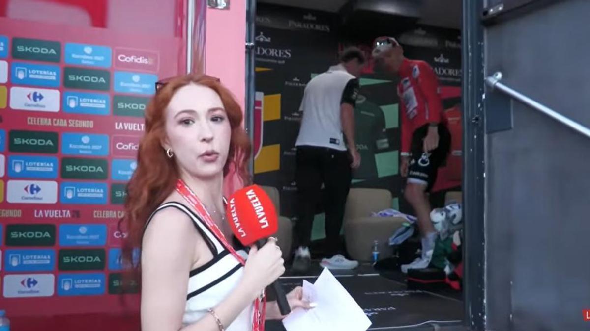 Erola Jons, a fora de l'espai on s'estava canviant Tadej Pogacar