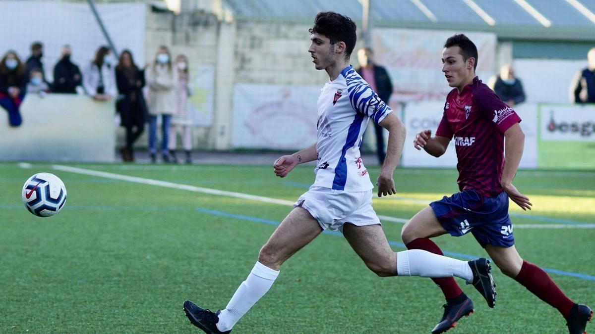 Un partido anterior del equipo rojinegro. |  // BERNABÉ