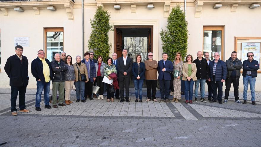 Xixona cede a la asociación de heladeros la parcela para el Centro de Investigación del Helado Artesano