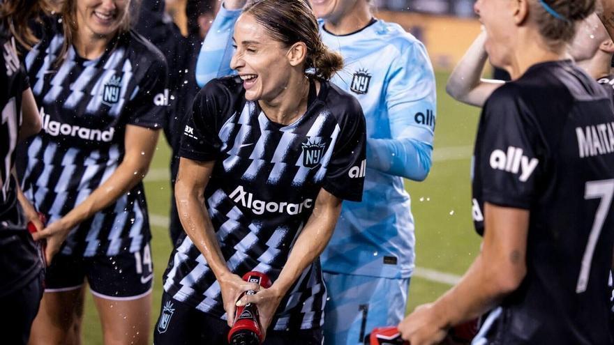 Esther González, la futbolista que hizo realidad el sueño americano