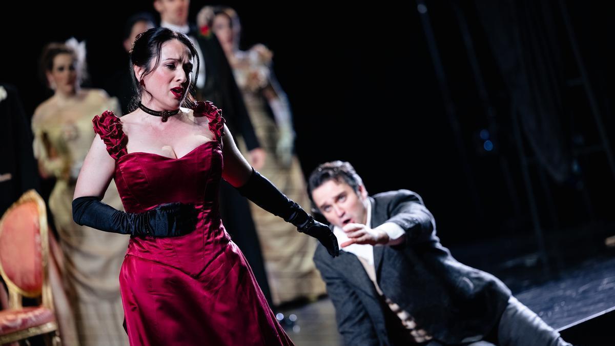 Ruth Iniesta, en una función de ‘La traviata’ del Liceu, por la que ha sido galardonada con el Premio Talía.