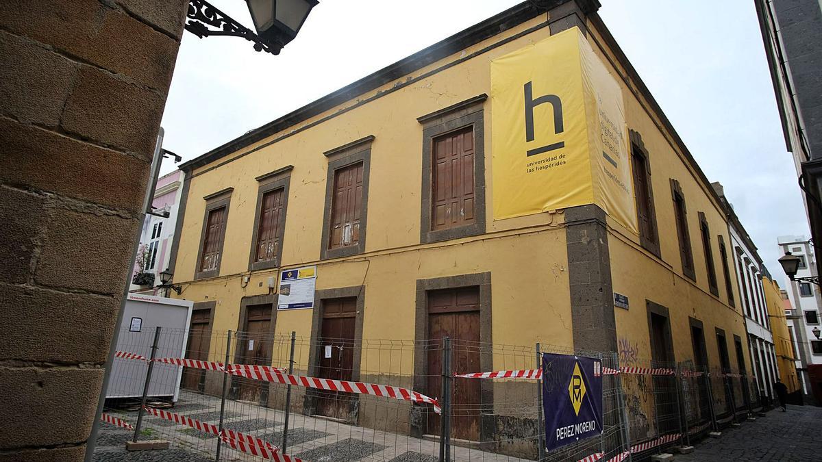 Una casona de Vegueta acogerá la sede de la Universidad de Las Hespérides -  La Provincia