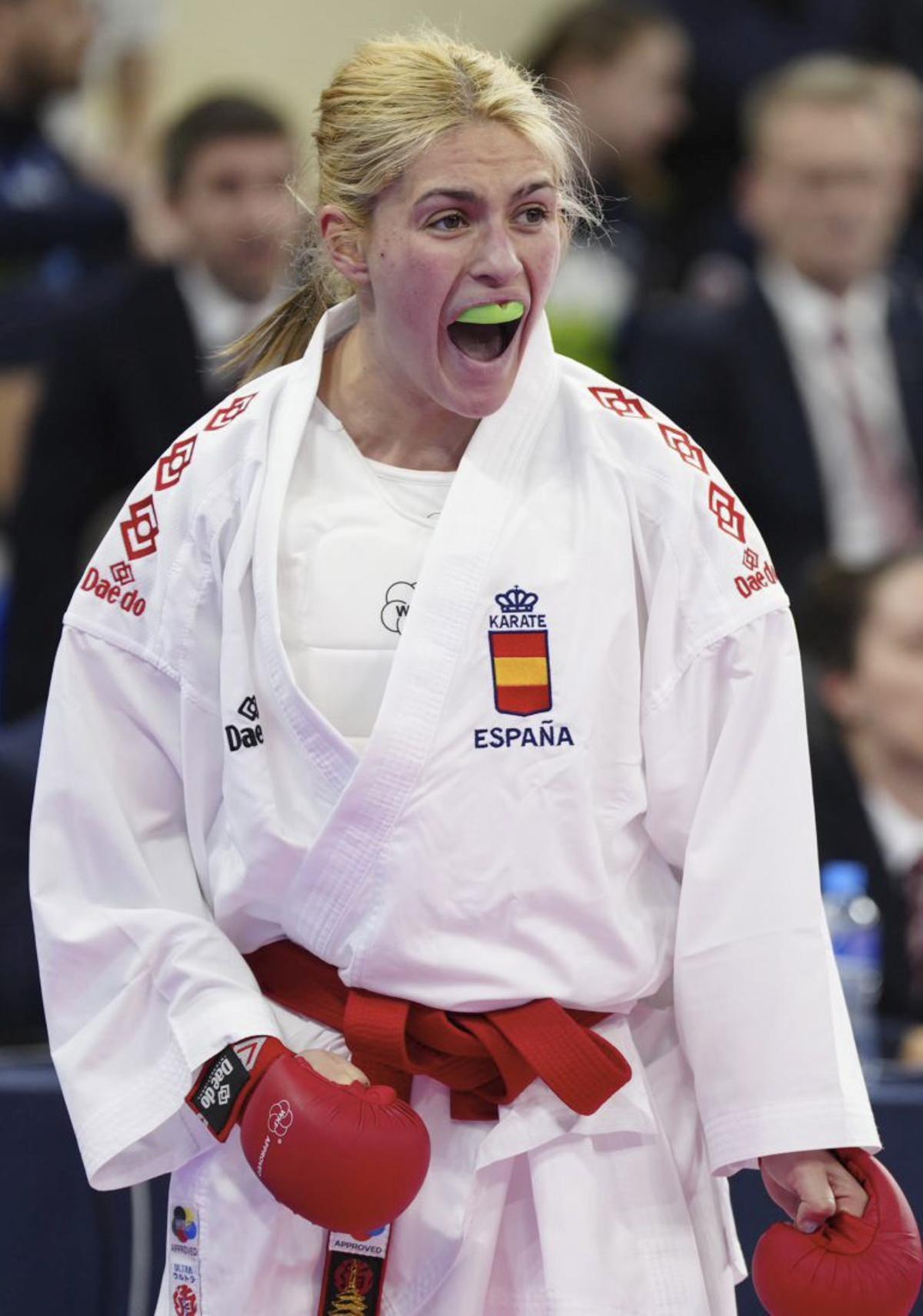 Naiara Cañete, del kárate de toda la vida al reto de las MMA