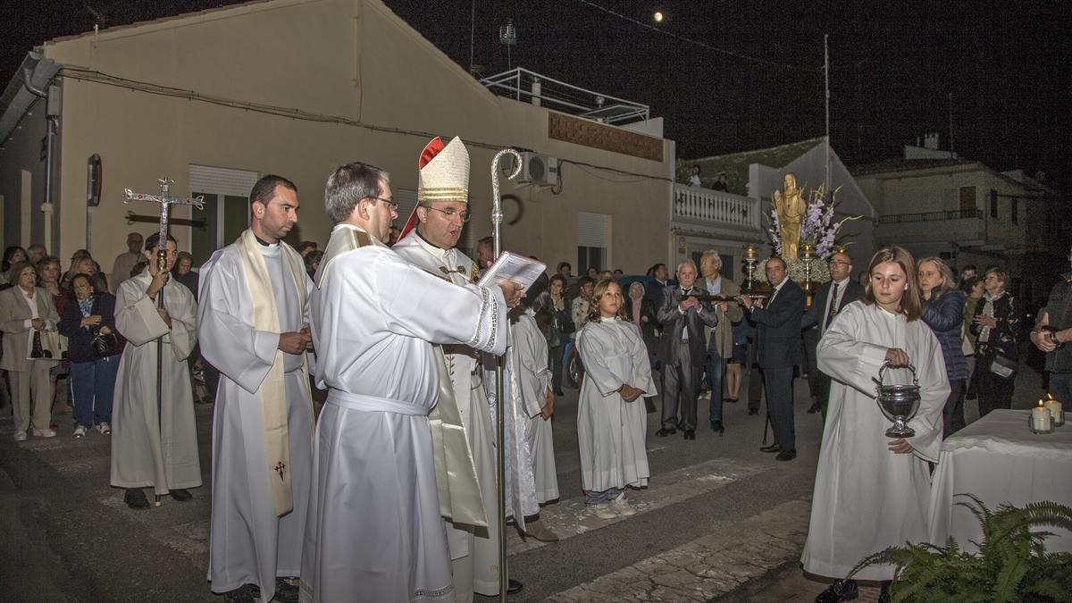 IGLESIA SANTIAGO IBI | La parroquia de Santiago Apóstol de Ibi celebra su  50 aniversario