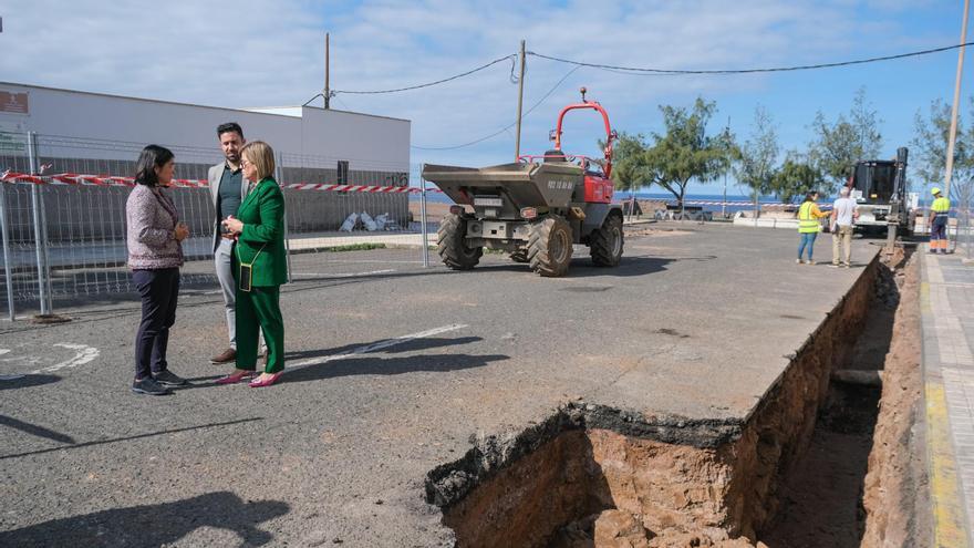 El Ayuntamiento inicia las obras para renovar la red de saneamiento de Las Coloradas