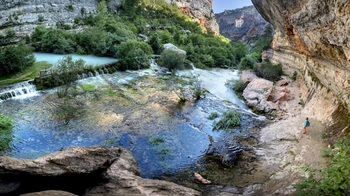 El nacimiento del río Pitarque es uno de los monumentos naturales de Aragón.