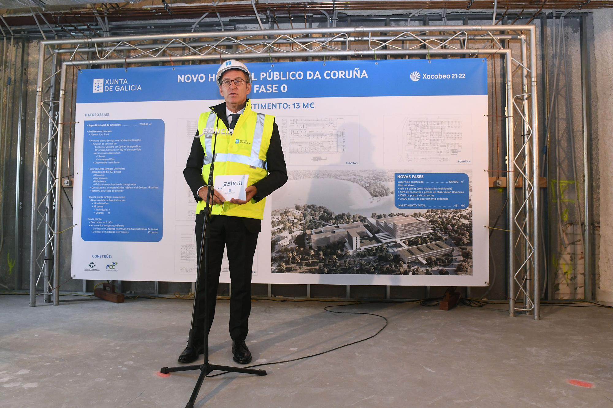 Feijóo y García Comesaña visitan las obras en el Hospital de A Coruña