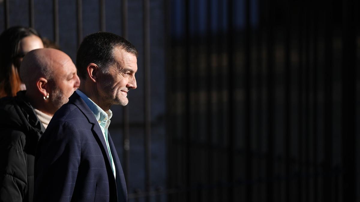 La operación Maíllo amenaza con «morder» a Podemos en Andalucía: «No tiene hueco» La operación Maíllo amenaza con «morder» a Podemos en Andalucía: «No tiene hueco»