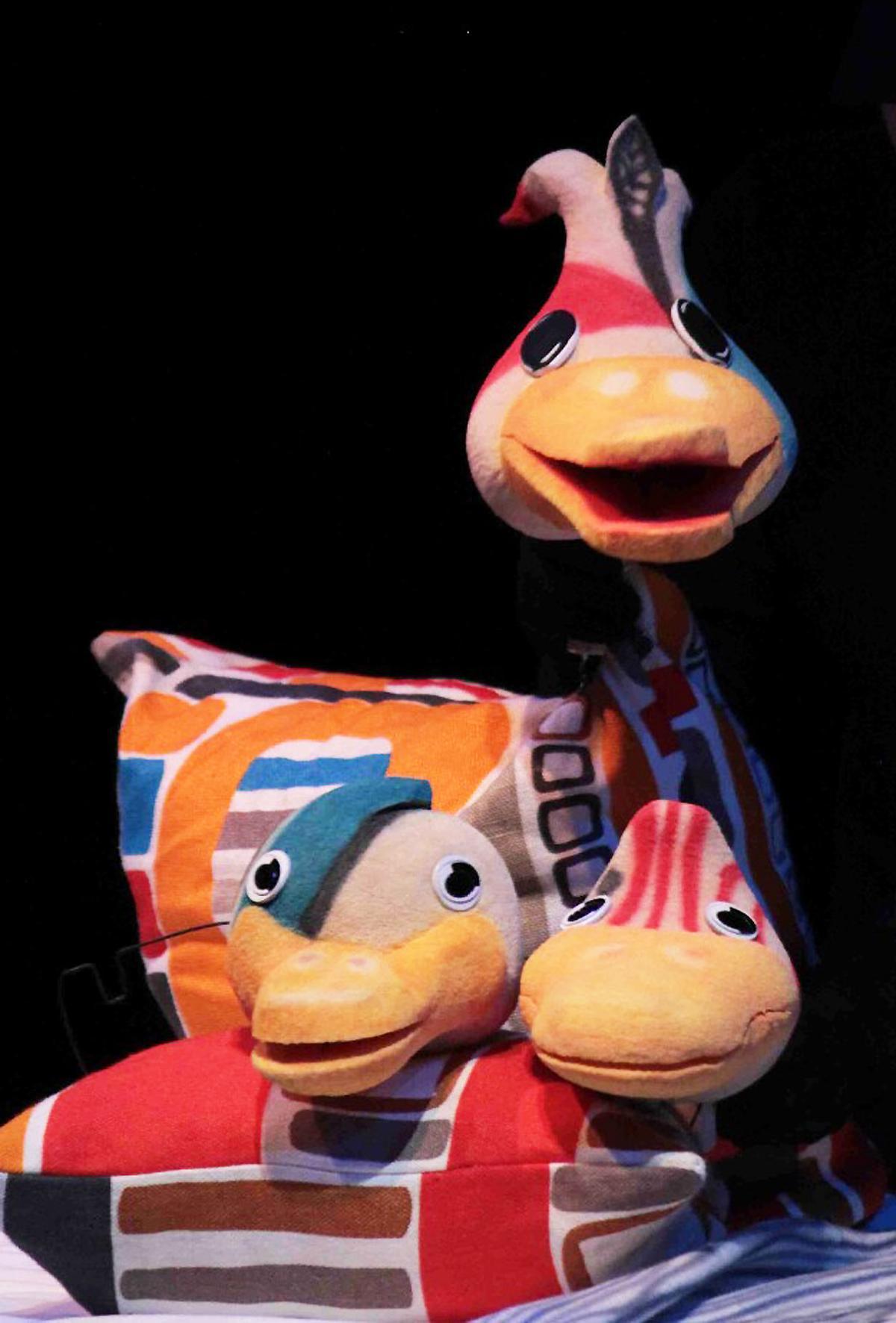 Títere de la obra 'Pato feo'