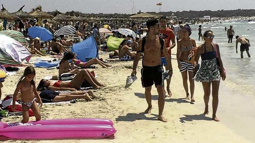 Imagen del aspecto que presentaba el pasado verano la playa de es Trenc.