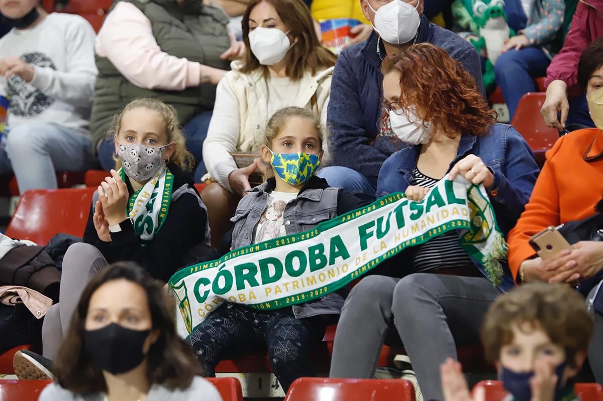 Las imágenes de la victoria del Córdoba Futsal ante el Burela
