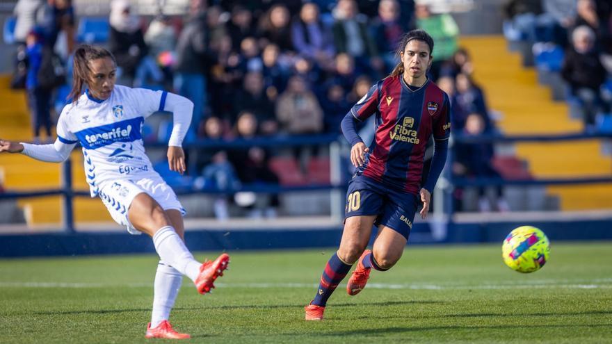 La UDG Tenerife supera las 1.000 entradas vendidas para la visita del Barça