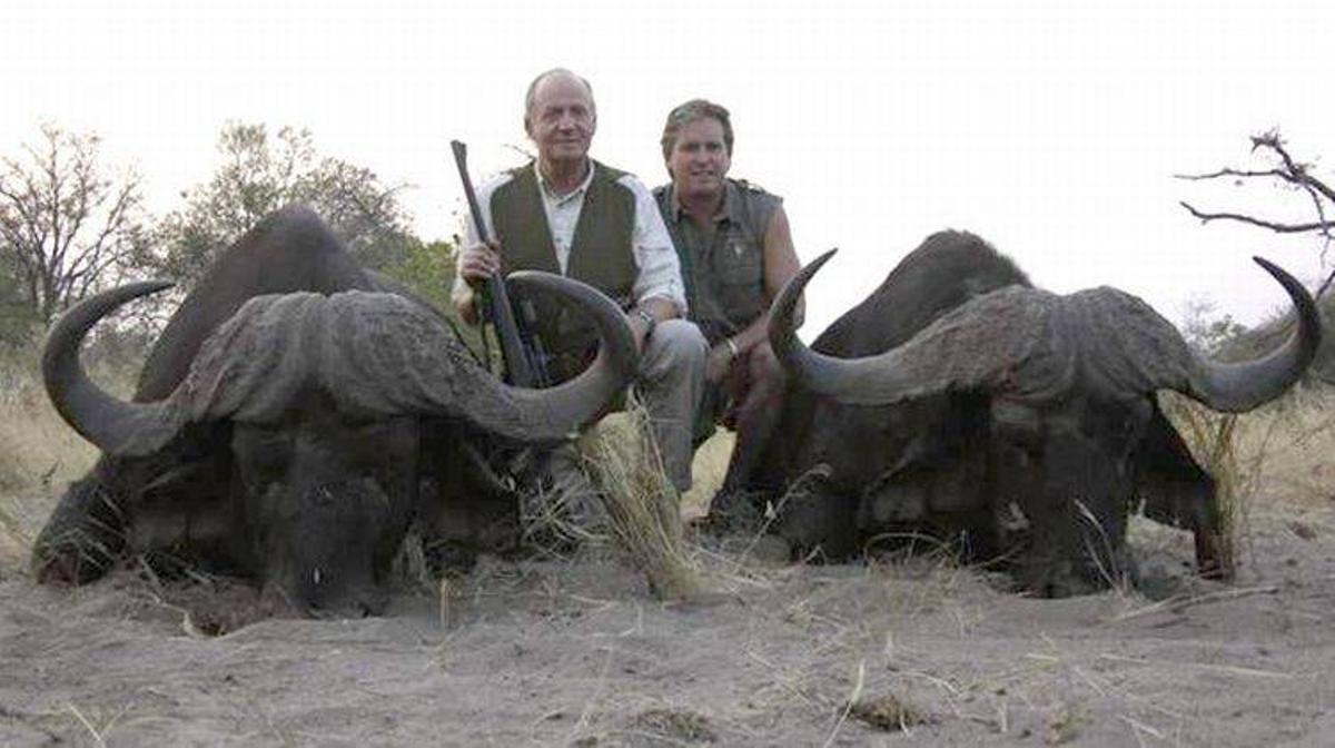 El Rey, operado de una fractura de cadera tras una caída en Botsuana