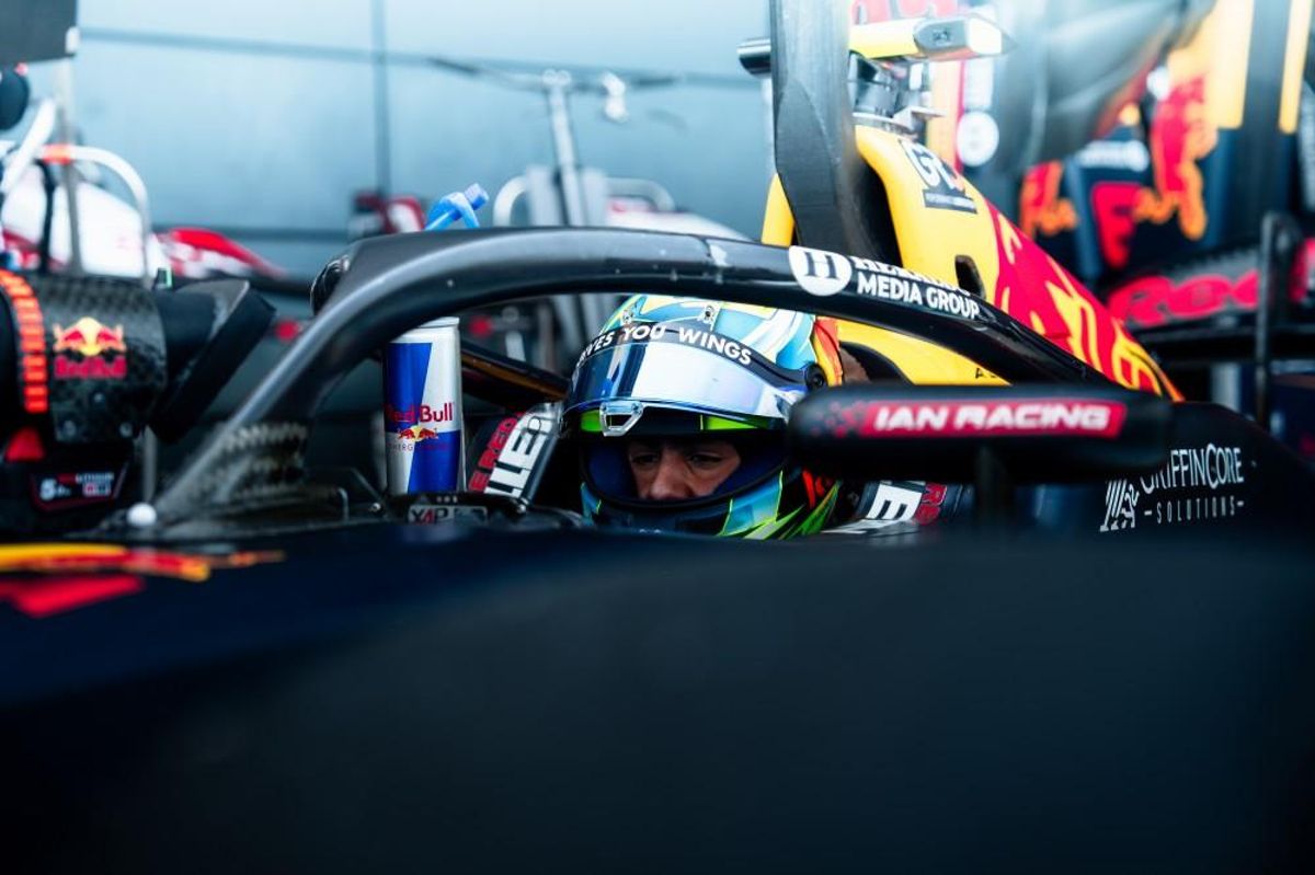 Campos Racing resistiendo en Silverstone