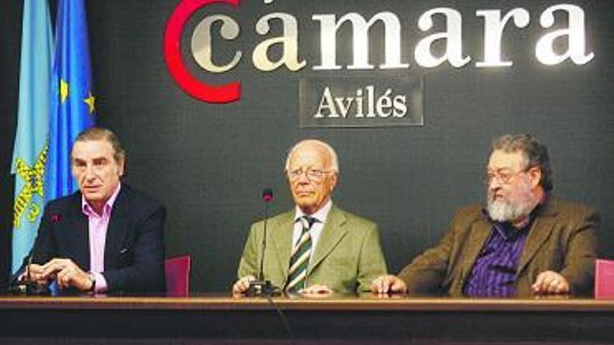 Joaquín de la Buelga, Fernando Álvarez Balbuena y Felipe Prieto. / ricardo solís