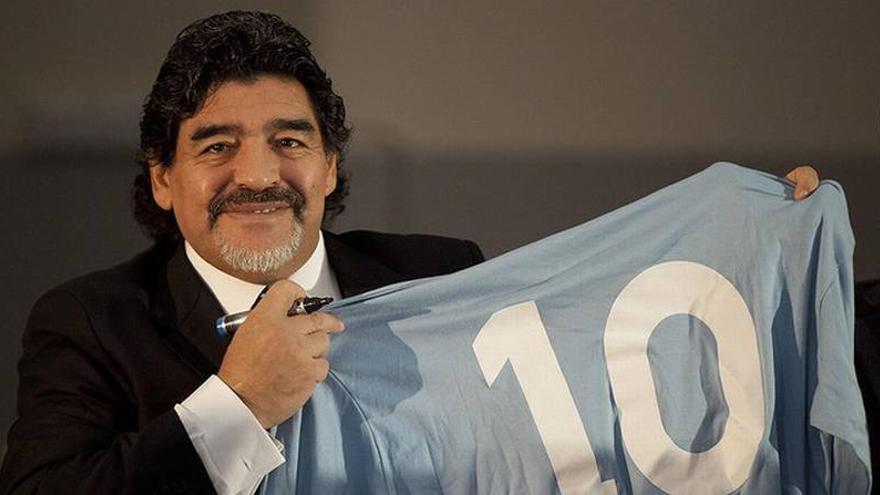 Maradona: &quot;La distancia entre Messi y Neymar es la misma que entre Maradona y Pelé&quot;