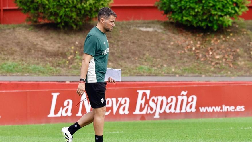 Nicolás Larcamón no da por cerrado el mercado del Sporting: "Hasta la última hora hay oportunidad"