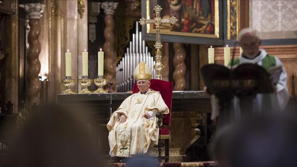 El cardenal Cañizares, en una misa por la unidad de España en Valencia.