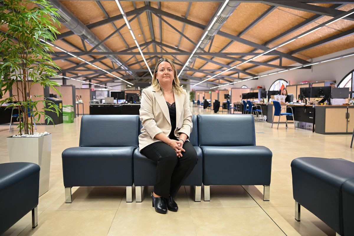 María José Toledo, directora de Aigües d'Elx, en la sede de la empresa en Elche