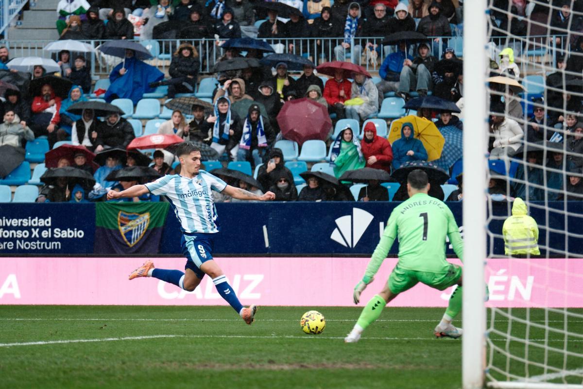 Málaga vs Almeria, estadio la Rosaleda.