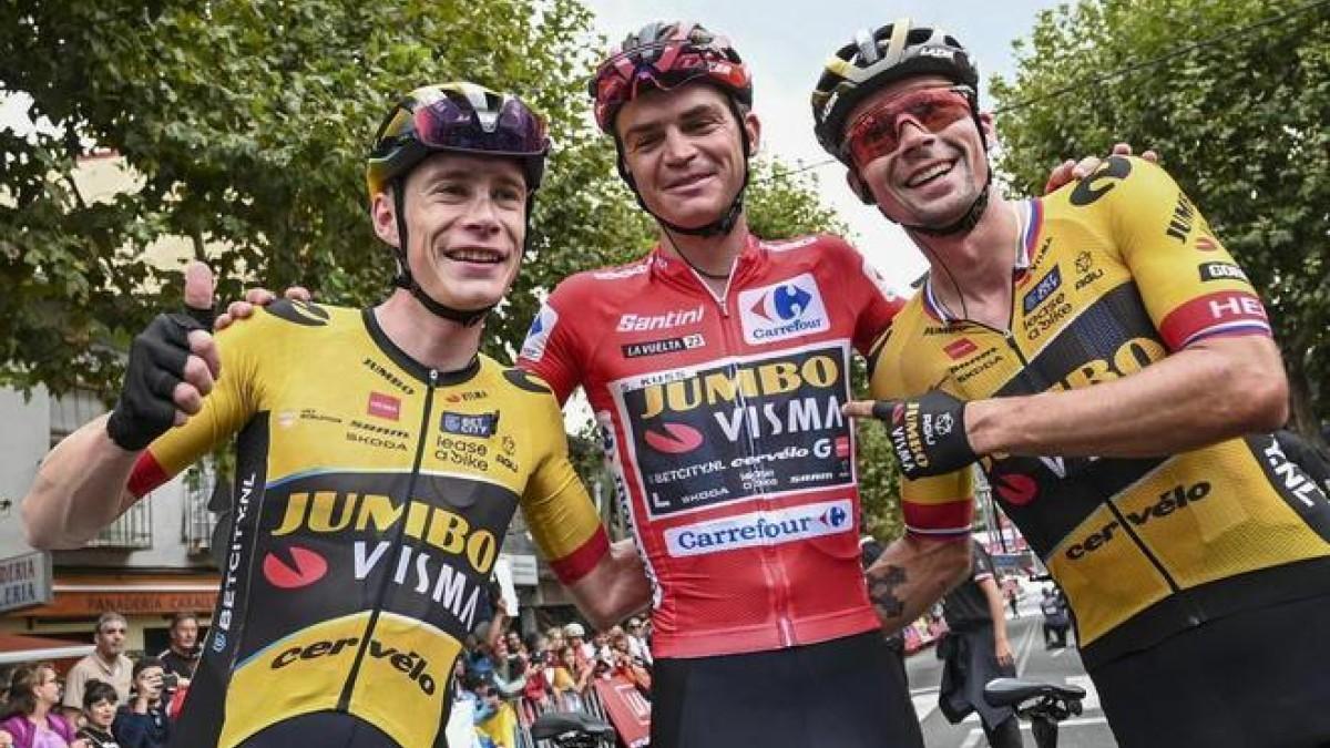 Vingegaard, Kuss y Roglic, del Jumbo-Visma, coparon el podio de la última Vuelta a España